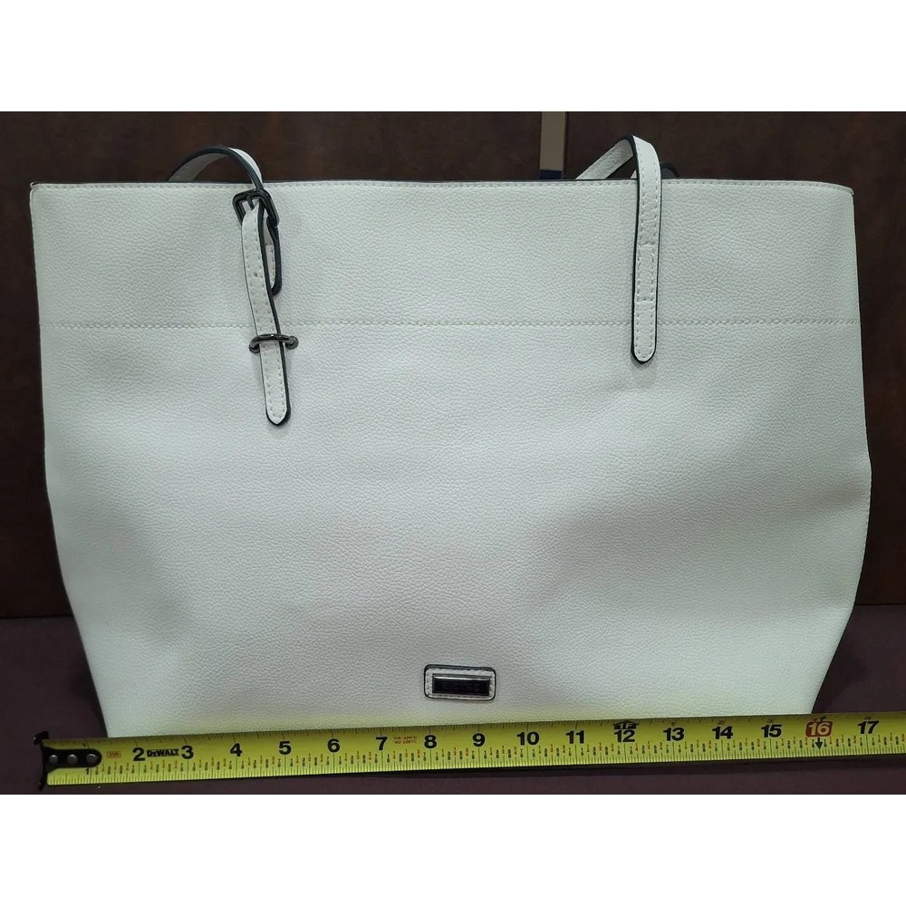 Unbranded Creme Colored Purse